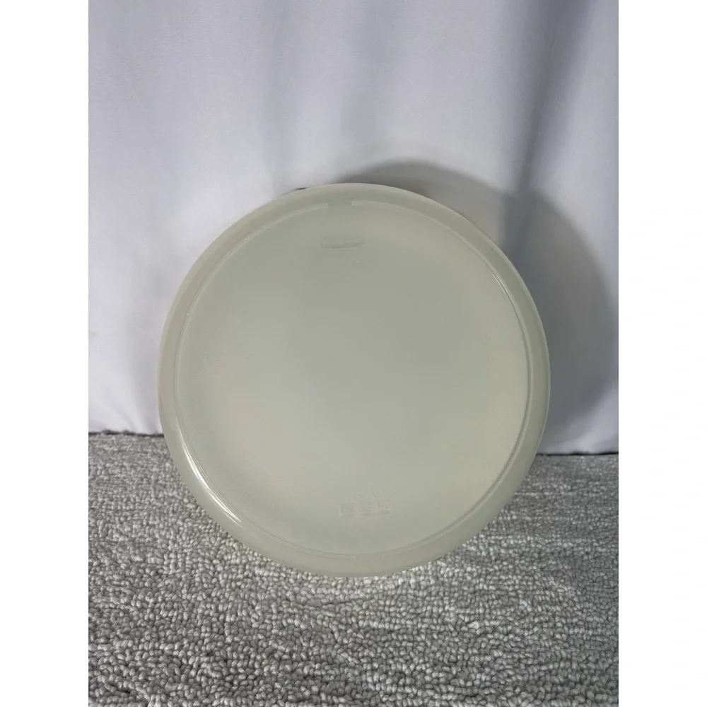 VTG Rubbermaid 1.6 Gallon Round Clear Plastic Food Storage Container 